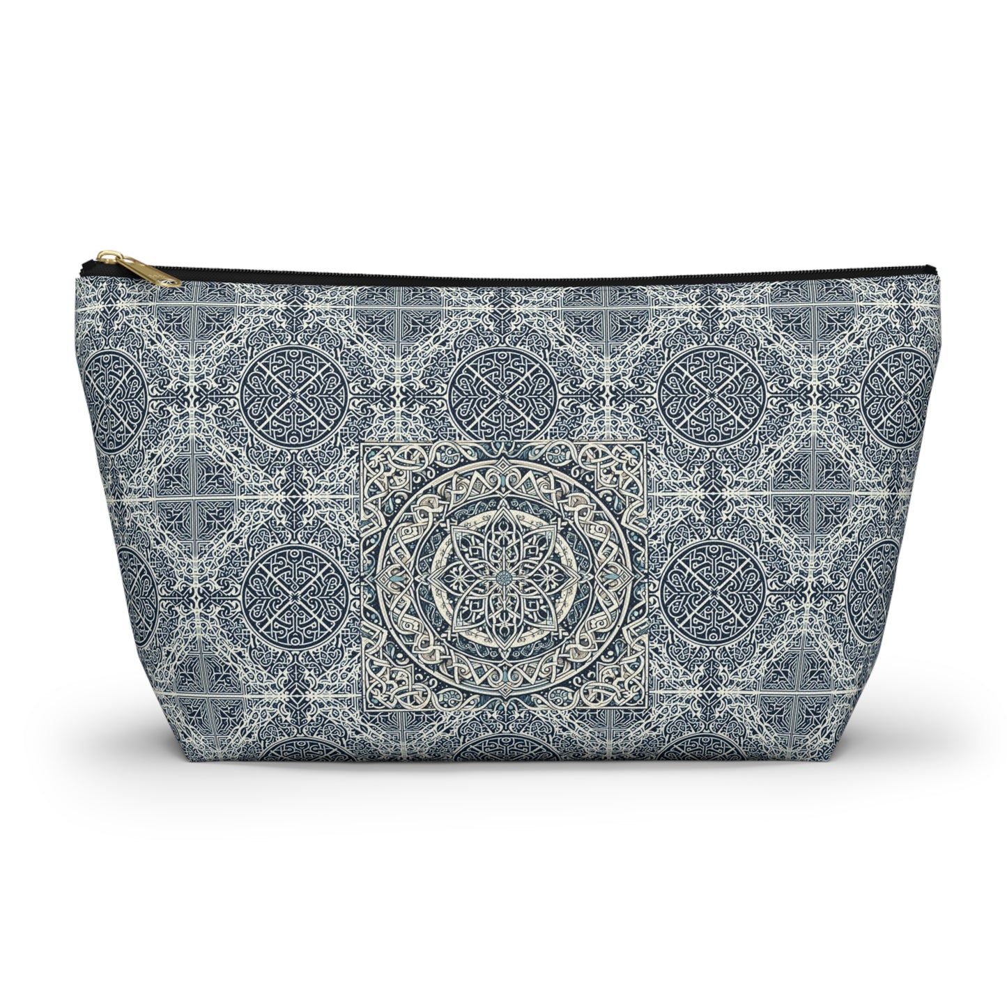DCS Essentials - Winter Accessory Pouch w T-bottom