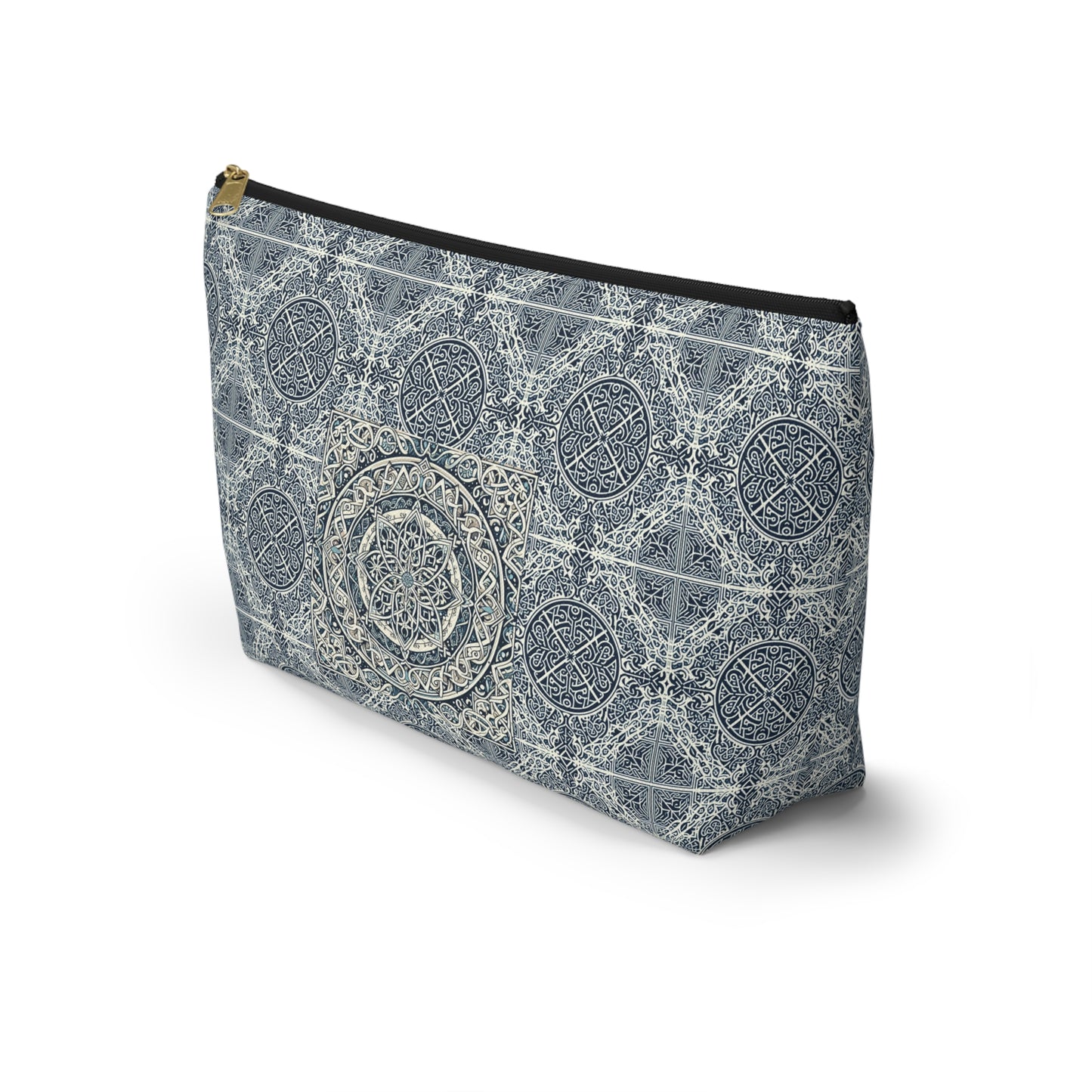 DCS Essentials - Winter Accessory Pouch w T-bottom