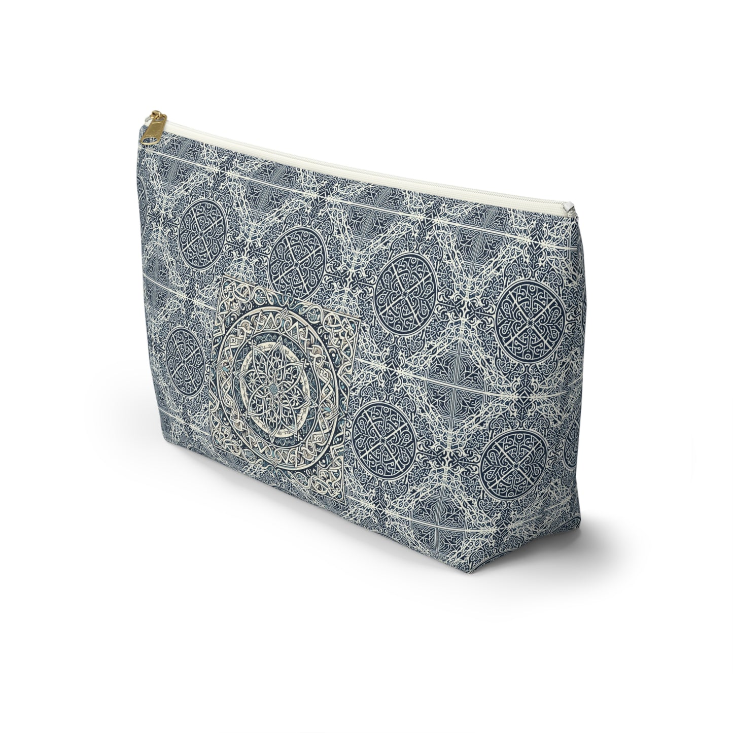 DCS Essentials - Winter Accessory Pouch w T-bottom