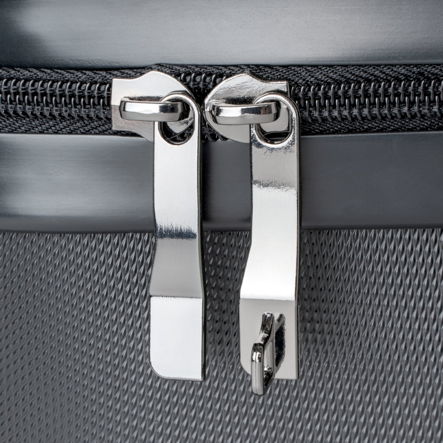 DCS Essentials - Suitcase