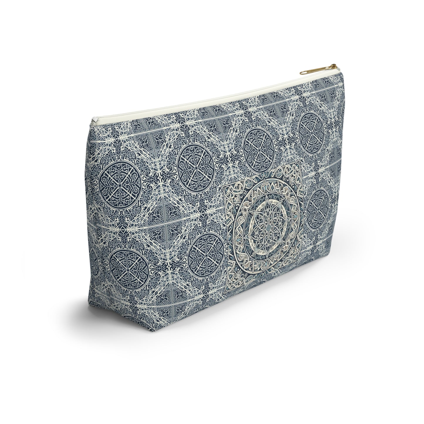 DCS Essentials - Winter Accessory Pouch w T-bottom