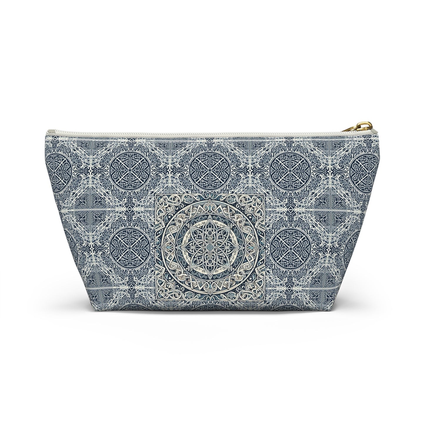 DCS Essentials - Winter Accessory Pouch w T-bottom