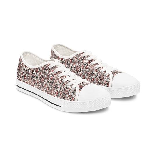 DCS Essentials - Winter Hygge Women's Low Top Sneakers